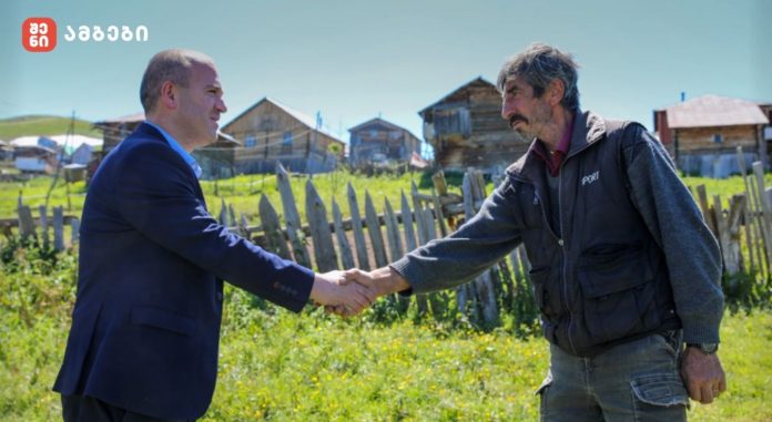 ჯამბულატ მელაძე საზაფხულო იალაღებზე მოსახლეობას შეხვდა