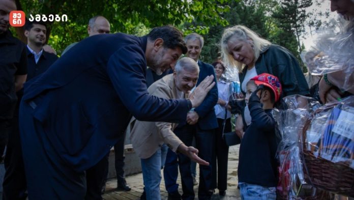 „საცხოვრებელი ფართები სიმბოლურ ფასად - ერთ ლარად, კიდევ 27 ოჯახს დაუკანონდა“