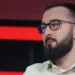 ლუკა ეხვაია: „BBC-ის სადაზვერვო სამსახურებთან მჭიდრო თანამშრომლობაზე ზღვა აკადემიური ლიტერატურა არსებობსვისაც - კრიტიკული აზროვნების უნარი გააჩნია დასავლეთში, არასოდეს განიხილავდნენ BBC-ს საერთაშორისო და მაღალი სტანდარტის მედიად, რადგან ყველამ იცოდა, რომ იგივე სახის პროპაგანდისტულ საქმიანობას ეწეოდა, რასაც ამერიკის ხმა და რადიო თავისუფლება. ამიტომაცაა ტრადიციული მედიის მიმართ ნდობამ ისტორიულ მინიმუმს რომ მიაღწია“