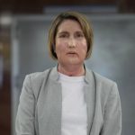სახის გადანერგვის უნიკალური ოპერაცია - ექიმებმა პაციენტს ქალის სახე გადაუნერგეს, რომელმაც სიცოცხლე ასისტირებული თვითმკვლელობით დაასრულა