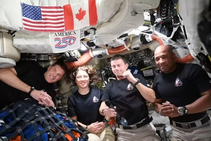 Artemis 2-ის ასტრონავტებმა მთვარეს შემოუფრინეს და დედამიწაზე ბრუნდებიან