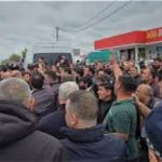 არ­ნე­ულ­ში პო­ლი­ცი­ა­სა და ფერ­მე­რებს შო­რის და­პი­რის­პი­რე­ბა იყო - ფერმერები აპროტესტებენ, რომ მათ ბოსტნეულის რეალიზაცია უჭირთ: არიან დაკავებულები
