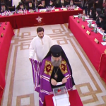 სამებაში გაფართოებულ საეკლესიო კრებაზე ხმის მიცემის პროცესი დაიწყო - მღვდელმთავრები პატრიარქს ირჩევენ. LIVE