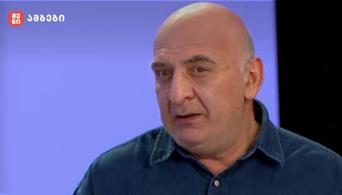 „მე ის ადამიანი ვარ, რომელსაც უშუალო შეხება მქონდა თუნდაც ტყვეების გაცვლასთან და თუნდაც ბარამიძის ამ თემასთან დამოკიდებულებაზე - ერთი ღამე არ აქვს სანგარში გათენებული „მეომარ“ ბარამიძეს, როგორც ომობდა, ისე ცვლიდა ტყვეებსაც“-მალხაზ თოფურია