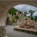 „სურვილს წერ და დებ... მეორე დღეს ფურცელი სადღაც ქრება და სურვილი სრულდება...“ - სასწაულმოქმედი ტაძარი შიდა ქართლში