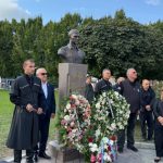 ზუგდიდი გმირს პატივს მიაგებს — გიორგი ანწუხელიძის ბიუსტი გმირთა ხეივანში დაიდგა — photo: primetime.ge