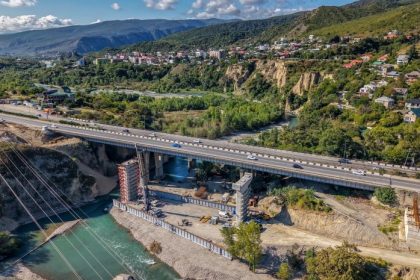 არაგვის ხიდი ამოქმედდა — ახალი ხიდი წელს გაიხსნება — photo: primetime.ge