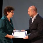 მასწავლებლის დღეს გურიაში: განათლების მინისტრმა ვეტერანი პედაგოგები დააჯილდოვა — photo: primetime.ge