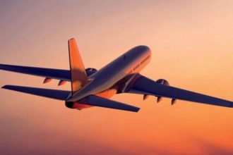საჰაერო ტერორი: Fly Dubai-ს პილოტმა თვითმფრინავის ჩამოგდება სცადა — მგზავრებმა კატასტროფა თავიდან აიცილეს — photo: primetime.ge