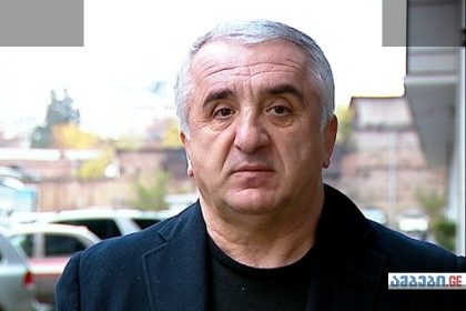 ბიზნესმენი გელაშვილი ხაშურის საქმიანობას ყიდის