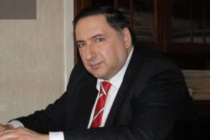ბერიძე: პარტიების აკრძალვა პრობლემებს აღრმავებს