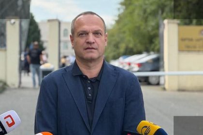 რიყის პარკში აქცია ნგრევის წლის აღმართლებაზე