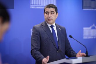 ივანიშვილი: ღარიბაშვილისა და პაპუაშვილის შეწყალება არ დგება