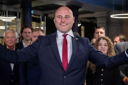 კულბერგსის პარტია ლატვიის საპარლამენტო არჩევნებში გაიმარჯვა