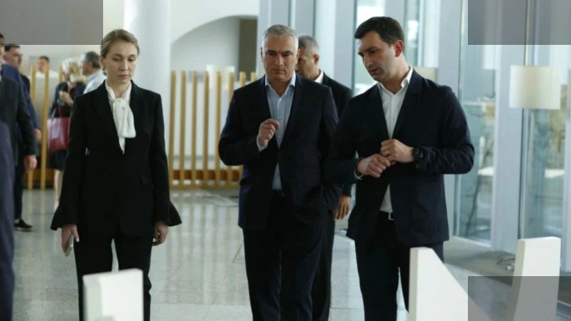 იუსტიციის მინისტრი ბათუმის ფილიალის თანამშრომლებს შეხვდა