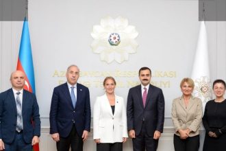 ლაშხი აზერბაიჯანის განათლების მინისტრის მოადგილეს შეხვდა