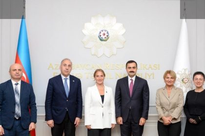 ლაშხი აზერბაიჯანის განათლების მინისტრის მოადგილეს შეხვდა