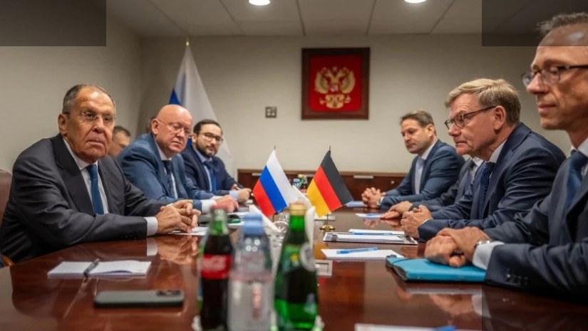 გერმანიის მინისტრი ლავროვს პირველად შეხვდა 2022 წლის შემდეგ