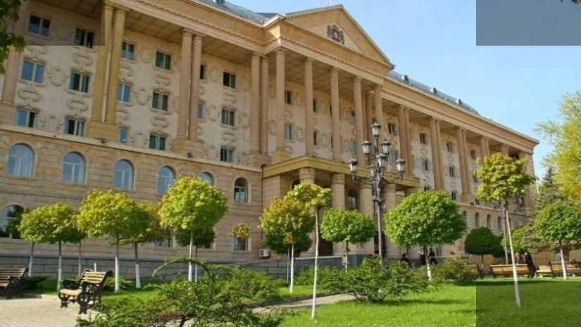 ჩიხლაძის ჯაშუშობის საქმეზე სხდომა თბილისის სასამართლოში