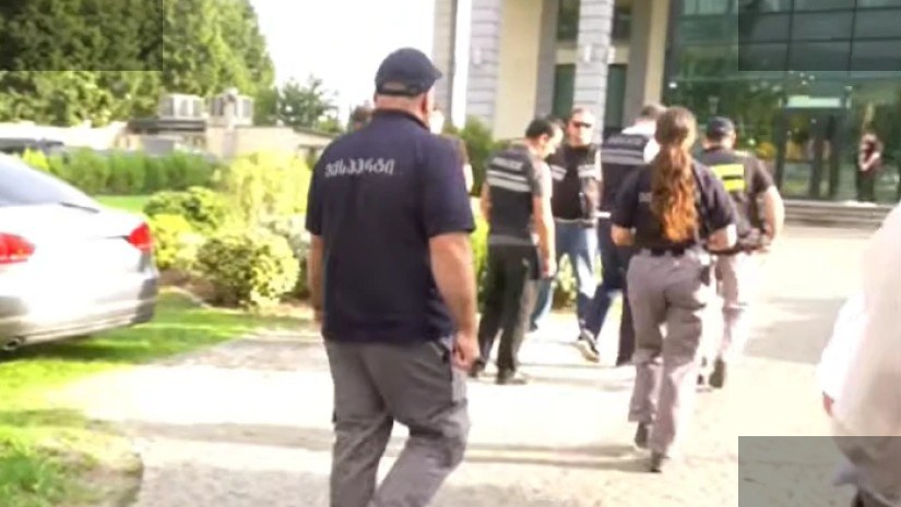 ახალგაზრდა დაშავდა უნივერსიტეტის მიმდებარედ თბილისში