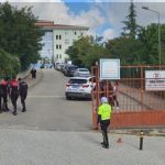 სტამბოლის სკოლაში დანით შეიარაღებული 15 წლის გოგონა შეიჭრა - დაიღუპა ერთი, ხოლო დაჭრილია 7 მოსწავლე