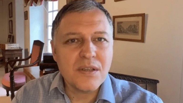 „400 500 დოზას ჰქონდა პრობლემა – ვაქცინაციისას სერიის ნომერი უნდა მიაწეროთ საბუთზე“ – გიორგი ფხაკაძე