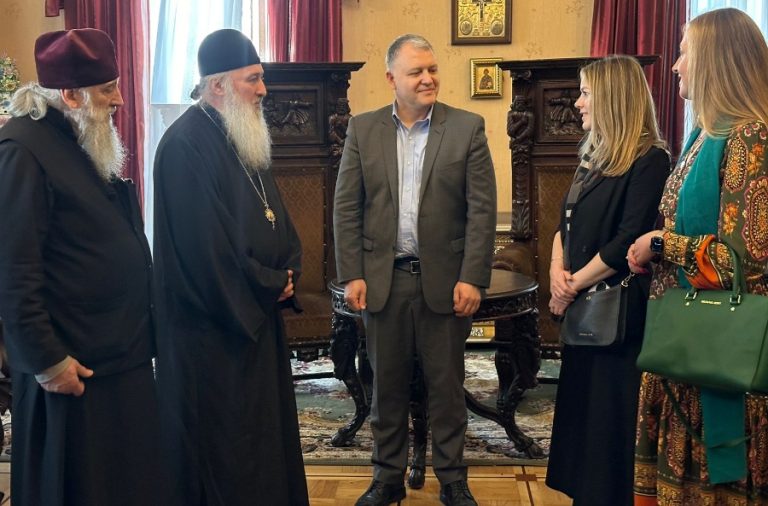 საქართველოს საპატრიარქოში “აკრედიტაცია კანადასთან” ოფიციალური შეხვედრა გაიმართა