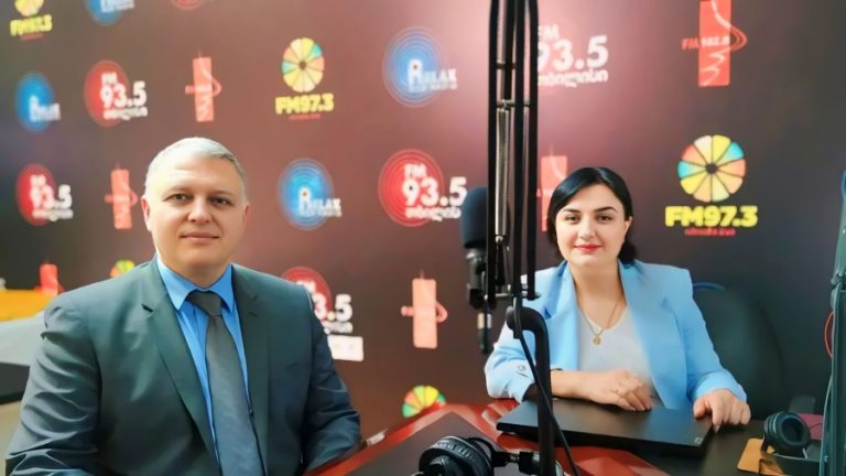 “ყველაფერი უნდა გავაკეთოთ, რომ ქართველებმა იმკურნალონ საქართველოში”- გიორგი ფხაკაძემ რადიოში კლინიკების აკრედიტაციაზე ისაუბრა