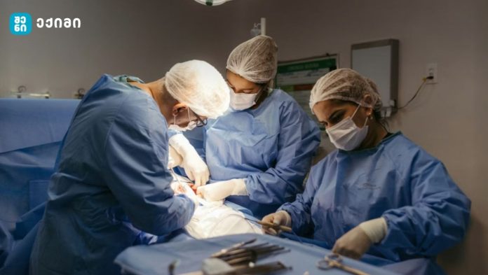 მეცნიერებმა ადამიანს ღორის ფილტვი პირველად გადაუნერგეს