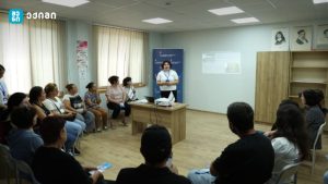სააგენტოს კონსულტანტებმა მოქალაქეები სამუშაოს მაძიებელთა პორტალზე ადგილზე დაარეგისტრირეს და სხვადასხვა პროფესიული კურსები შესთავაზეს