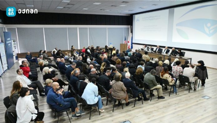 ფსიქოტროპული მედიკამენტების საბითუმო რეალიზაციას მხოლოდ სახელმწიფო განახორციელებს - საკითხთან დაკავშირებით, ჯანდაცვის მინისტრი სექტორის წარმომადგენლებს შეხვდა