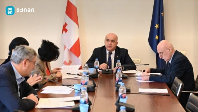 დაფინანსება 8 820.0 მილიონი ლარია. აქედან წლის პირველ ნახევარში სამინისტრომ 4 380.0 მილიონი ლარი აითვისა, რაც წლიური გეგმის 49.7%-ია, ხოლო უშუალოდ 6 თვის გეგმასთან მიმართებაში - 99.2%