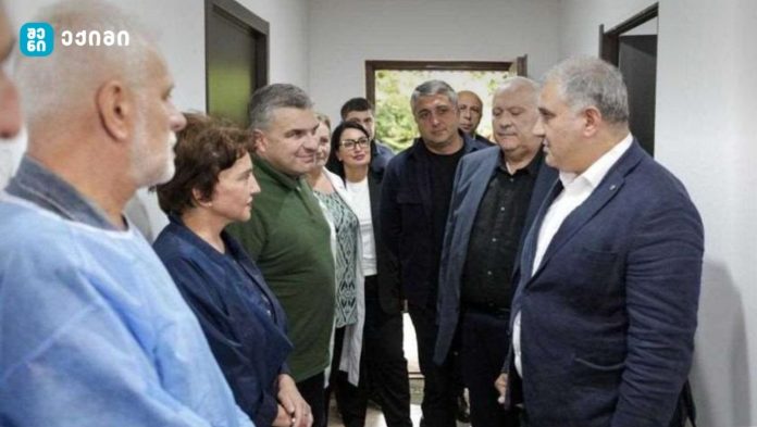 რუხის რესპუბლიკური საავადმყოფო ზუგდიდის სოფლებში უფასო სამედიცინო აქციებს მართავს