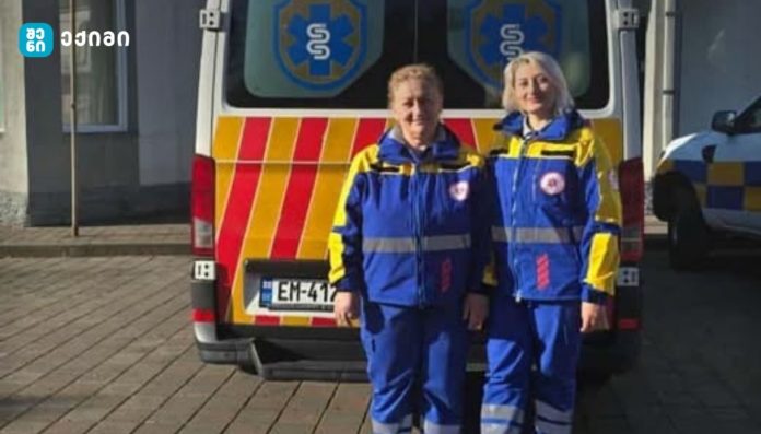 ახალგაზრდა ქალს დაწყებული ჰქონდა მშობიარობა - ყველა ერთდროულად და პროფესიონალურად მოქმედებდა და იმ პატარა სივრცეში, ხალხის სითბოსა და ბრიგადის სისწრაფეს შორის, დაიბადა ჯანმრთელი გოგონა