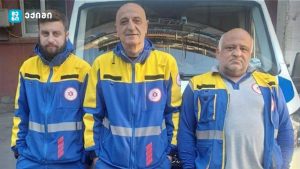 მოულოდნელად დაკარგა გონება და განვითარდა გულის გაჩერება, დაფიქსირდა ფიბრილაცია – თბილისის მე-4 რაიონული სამსახურის # 0431 ბრიგადის წევრებმა მამაკაცი გადაარჩინეს