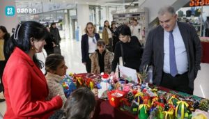 შეზღუდული შესაძლებლობის მქონე პირთა საერთაშორისო დღესთან დაკავშირებით, გამოფენა-გაყიდვა „ხელით შექმნილი ინკლუზიური სივრცე“ გაიმართა – „შეზღუდული შესაძლებლობების მქონე პირთა მხარდაჭერა და მათი სოციალური ჩართულობა, სამინისტროს ერთ-ერთი მთავარი პრიორიტეტია“
