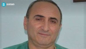 ოპერაციის დროს, რომელიც 8 საათს გაგრძელდა, ექიმმა ინფარქტი მიიღო. მძიმედ დაჭრილი პაციენტი, 23 წლის ბიჭი არ მიატოვა, ოპერაცია არ შეწყვიტა –  ოპერაციის დასრულებიდან მალევე, ექიმის გული სამუდამოდ გაჩერდა