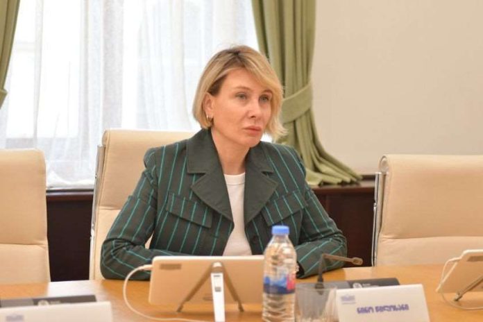 ნინო წილოსანი „ჯი ემ ფარმას“ დირექტორს: რომ არა რეფერენტული ფასები, იყიდდნენ თუ არა მოქალაქეები ძვირად იმ მედიკამენტებს, რომლებსაც ახლა ნორმალურ ფასად ყიდულობენ. რა ეთიკით მოქმედებთ