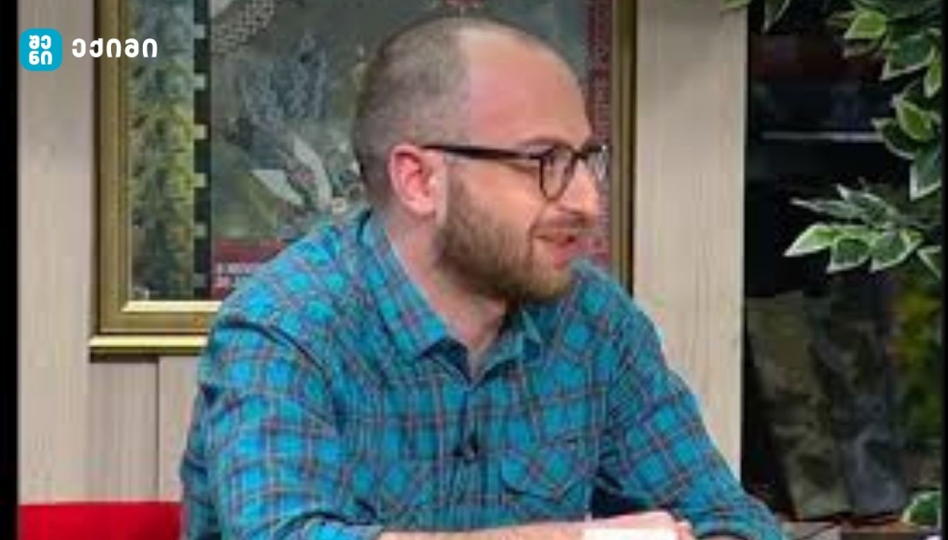 zarqua jaba gastroenterologi „რომ წარმოგადგენინოთ რამხელა აბსურდში გამყოფებენ რაღაცა რჯულის პერსონაჟები რომლებსაც უამრავს ხვდებით სქროლვისას, ერთ მაგალითს მოგიყვანთ...“ -გასტროენტეროლოგი, ჯაბა ზარქუა