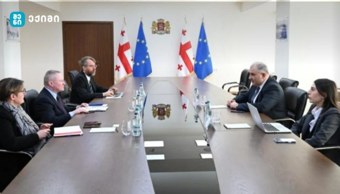 მხარეებმა ადამიანის უფლებების დაცვის მიმართულებით საქართველოში არსებულ ვითარებაზე ისაუბრეს - მიხეილ სარჯველაძე ევროპის საბჭოს ადამიანის უფლებათა კომისარ მაიკლ ო’ფლაერტის შეხვდა