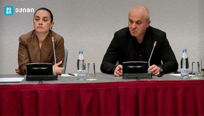 ირწმუნებიან, რომ მედიკამენტები ეფექტურია. ითხოვენ საჯარო დისკუსიას - მშობელთა ორგანიზაცია - „ერთად ვებრძოლოთ დიუშენის კუნთოვან დისტროფიას“ წევრებმა პრესკონფერენცია გამართეს