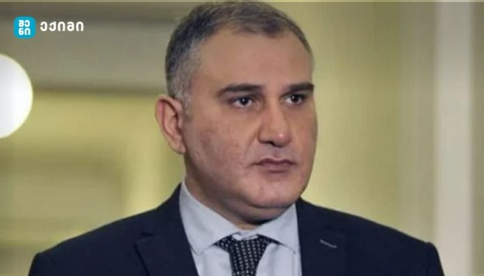 „მსჯელობა საჭიროა არა ცხელ გულზე და არა ემოციებით, არამედ აუცილებელია პრაგმატული არგუმენტებით. ეს ძალიან მნიშვნელოვანია და თითოეულ მედიკამენტზე შეგვიძლია ვთქვათ რა კონკრეტული საკითხებია განსახილველი“ - ჯანდაცვის მინისტრი