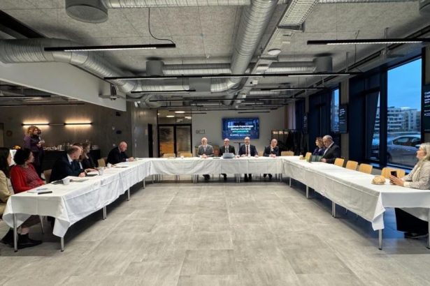 მიხეილ სარჯველაძე ჯანმრთელობის მსოფლიო ორგანიზაციის ევროპის რეგიონული კომიტეტის 76-ე სესიის ფარგლებში ჰანს კლუგეს მიწვევით გამართულ შეხვედრას დაესწრო
