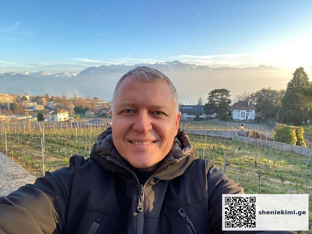 Dr Giorgi Pkhakadze says Safe Tour Guides Standard formulated in Georgia | sheniekimi.ge | შენი ექიმი