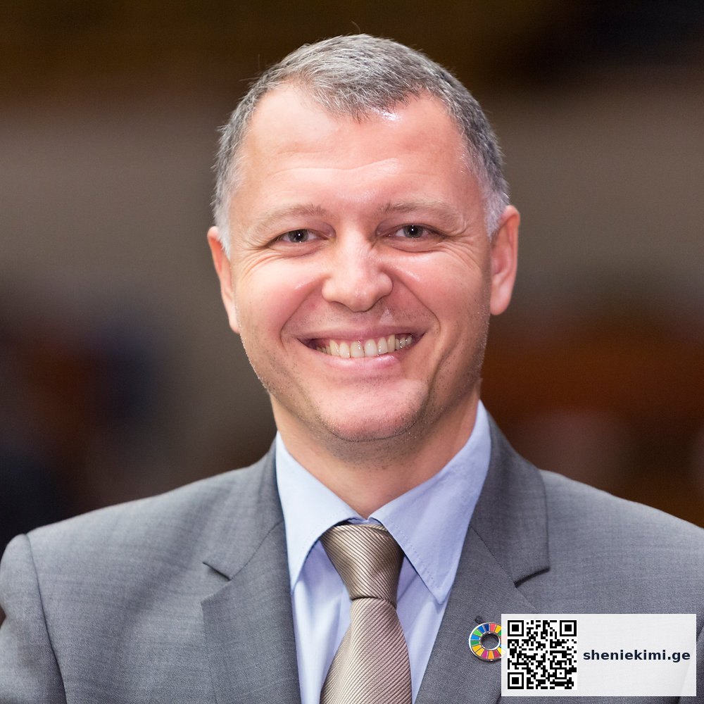 Ковид пропуск не может быть постоянным, это не свидетельство о рождении или паспорт Гиорги Пхакадзе | sheniekimi.ge | შენი ექიმი