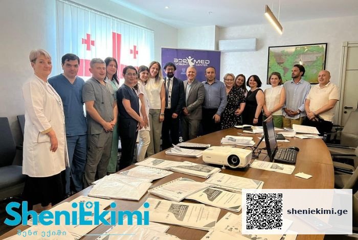 გიორგი ფხაკაძე მედცენტრს ეწვია – მედცენტრი არის პირველი დაწესებულება საქართველოში, სადაც აკრედიტაცია კანადამ დაიწყო აკრედიტაციის პროცესი | sheniekimi.ge | შენი ექიმი