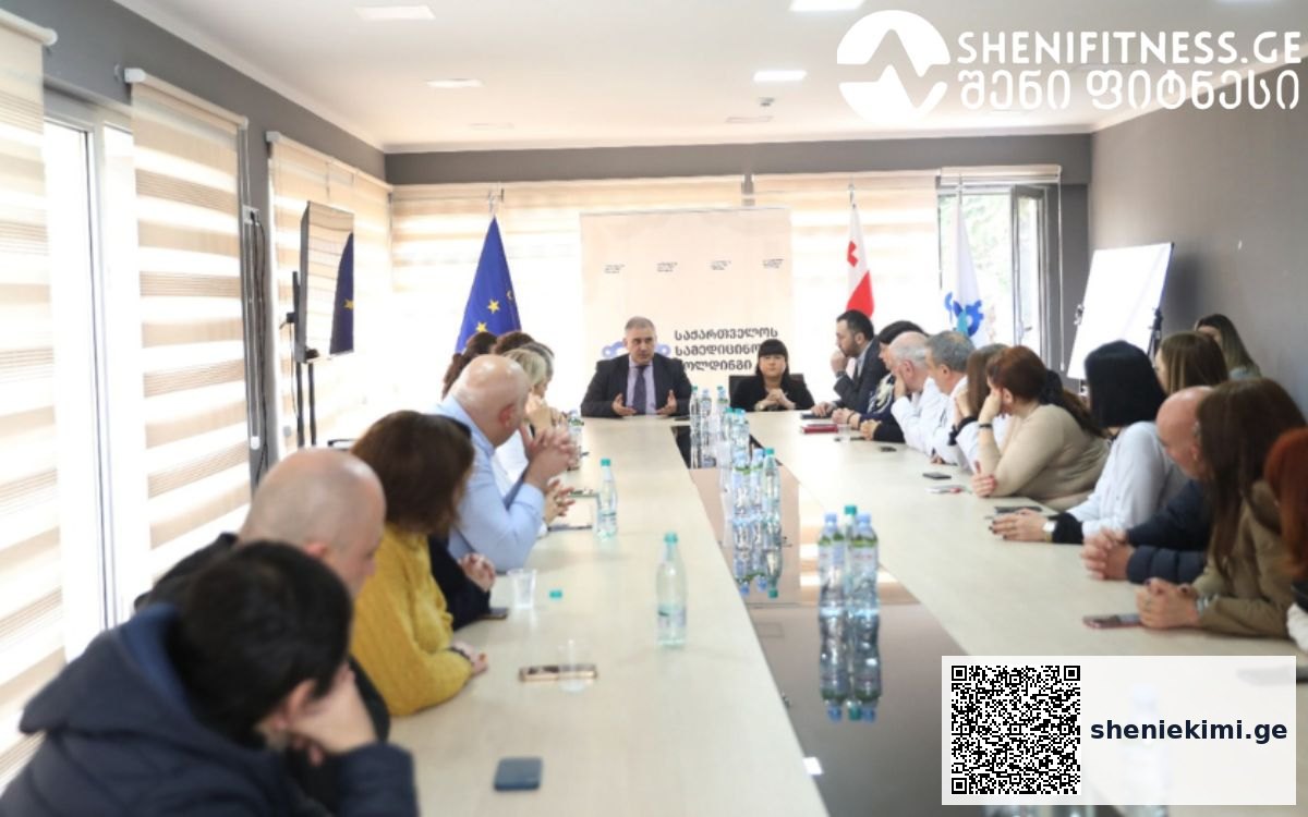 მიხეილ სარჯველაძე რესპუბლიკური საავადმყოფოს მედპერსონალს შეხვდა | sheniekimi.ge | შენი ექიმი