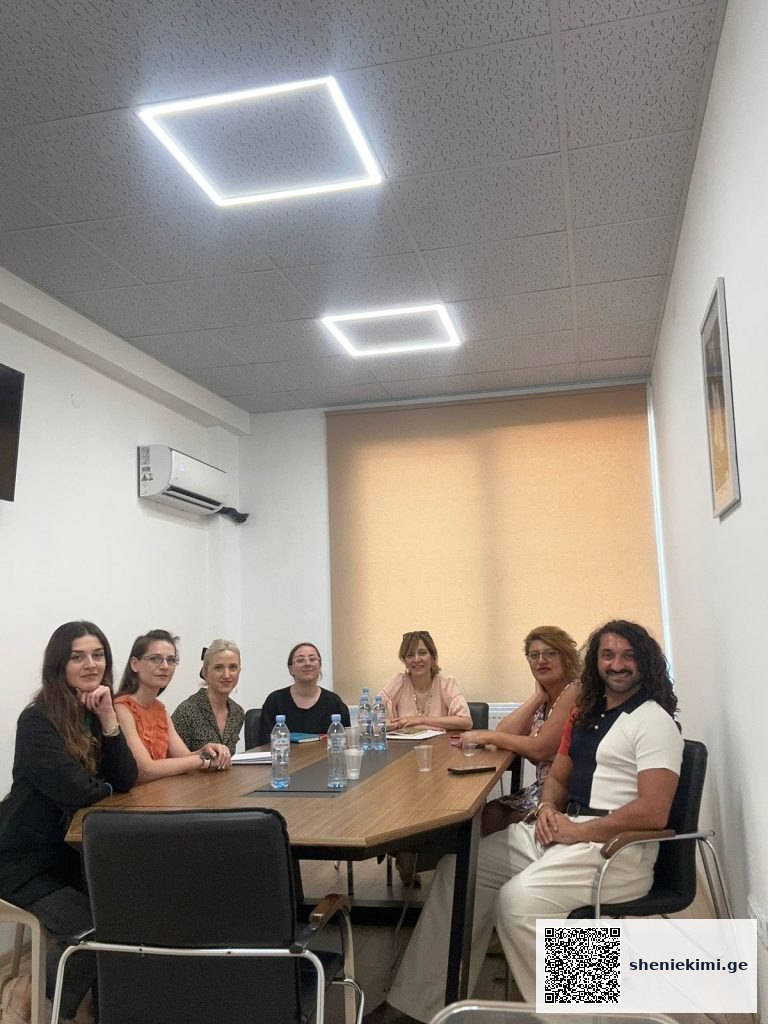 “ჯო ენის საუნივერსიტეტო ჰოსპიტალში” “აკრედიტაცია კანადის” მრჩევლებმა ნაყოფიერი ვიზიტი გამართეს – ინერგება პაციენტთან ურთიერთობის კოორდინატორის ინსტიტუტი | sheniekimi.ge | შენი ექიმი “ჯო ენის საუნივერსიტეტო ჰოსპიტალში” “აკრედიტაცია კანადის” მრჩევლებმა ნაყოფიერი ვიზიტი გამართეს – ინერგება პაციენტთან ურთიერთობის კოორდინატორის ინსტიტუტი | sheniekimi.ge | შენი ექიმი