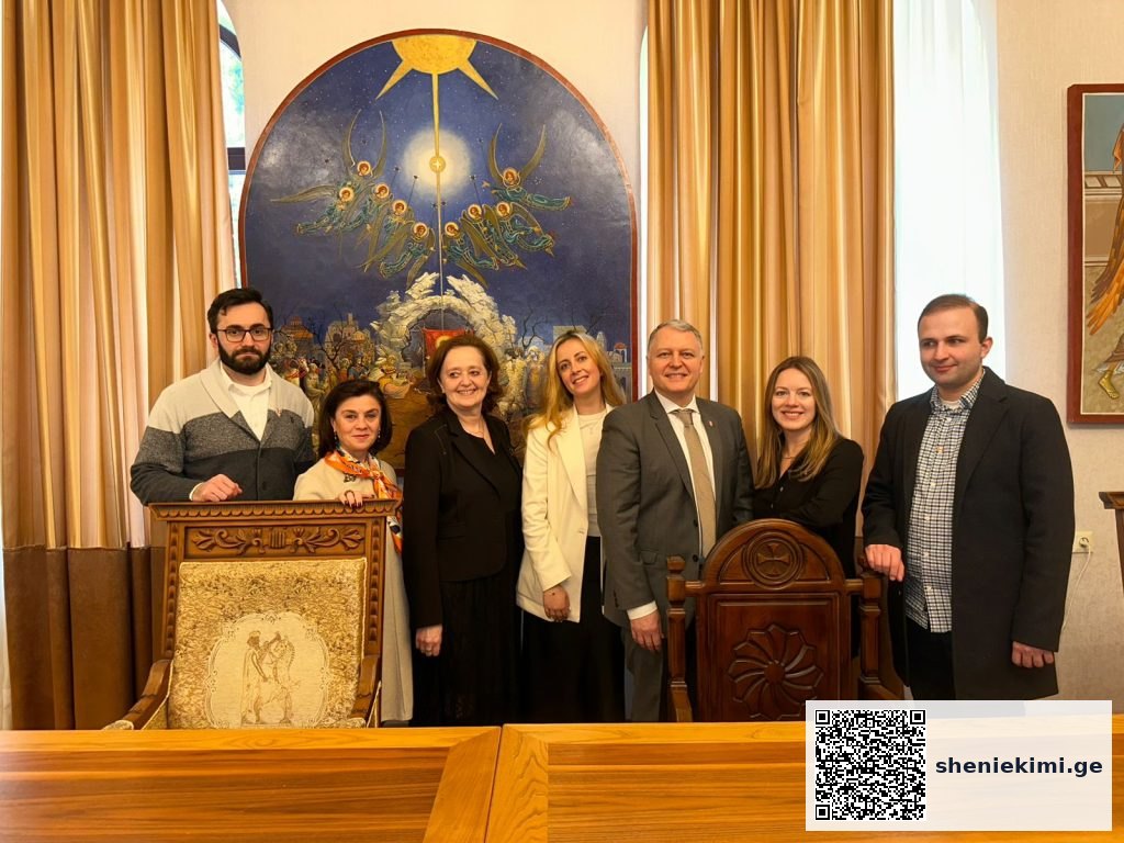 “აკრედიტაცია კანადის” გუნდის ოფიციალური ვიზიტი საპატრიარქოს რეზიდენციაში – საპატრიარქოს კლინიკამ საერთაშორისო აკრედიტაციის სერტიფიკატი მიიღო | sheniekimi.ge | შენი ექიმი