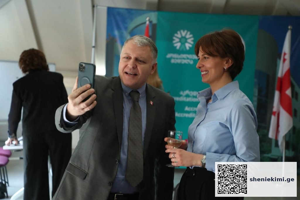 „კონსილიუმ მედულამ“ „Accreditation Canada“-ს პლატინის ხარისხის სერტიფიკატი მიიღო – საერთაშორისო აღიარება სამედიცინო მომსახურების უმაღლეს სტანდარტებში | sheniekimi.ge | შენი ექიმი „კონსილიუმ მედულამ“ „Accreditation Canada“-ს პლატინის ხარისხის სერტიფიკატი მიიღო – საერთაშორისო აღიარება სამედიცინო მომსახურების უმაღლეს სტანდარტებში | sheniekimi.ge | შენი ექიმი